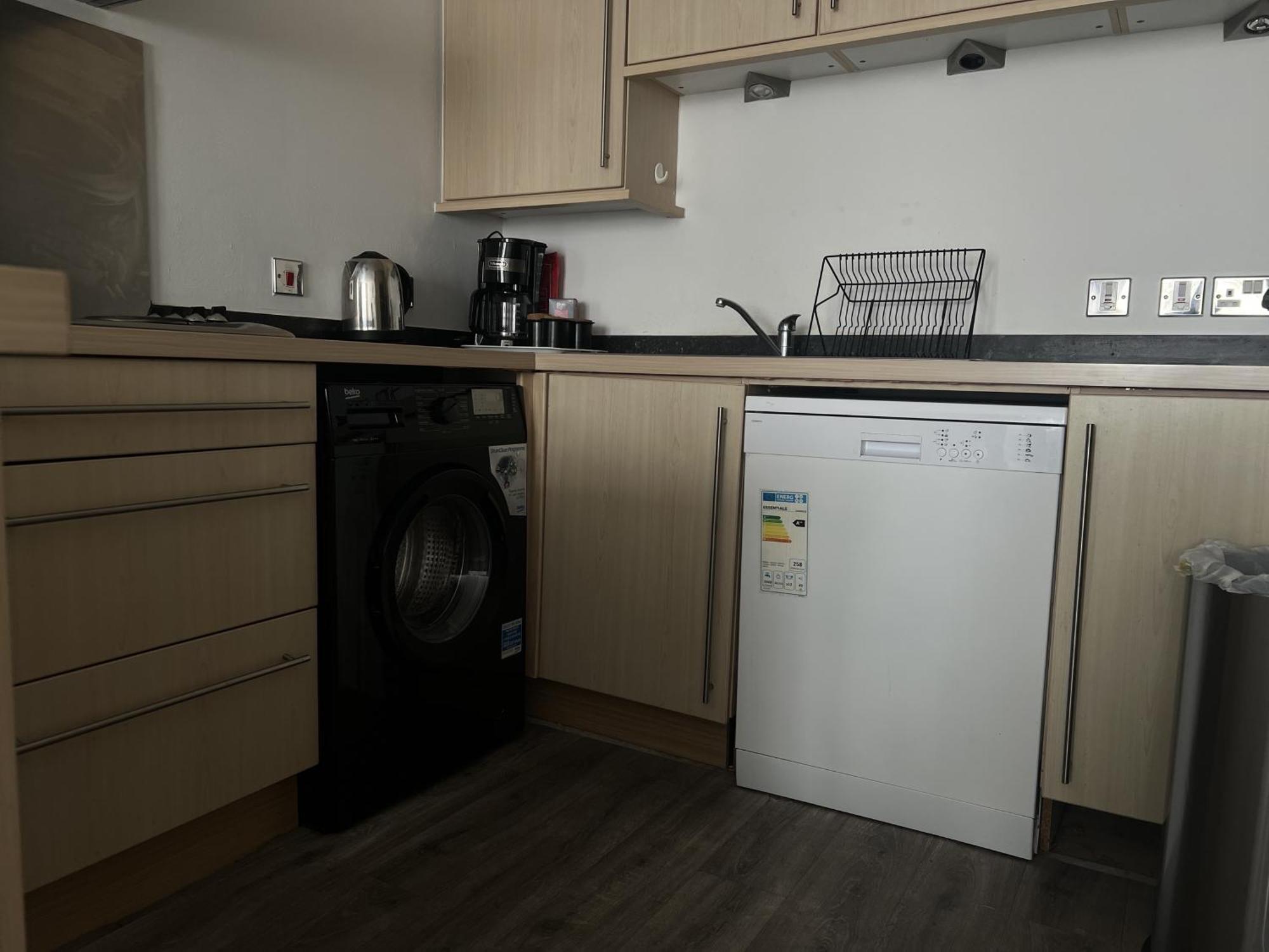 2 Bedroom Near Ocean Village Marina Port Apartment Southampton Exterior foto
